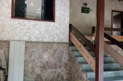 Casa para venda em Jardim Piazza Di Roma de 132.00m² com 3 Quartos, 1 Suite e 2 Garagens