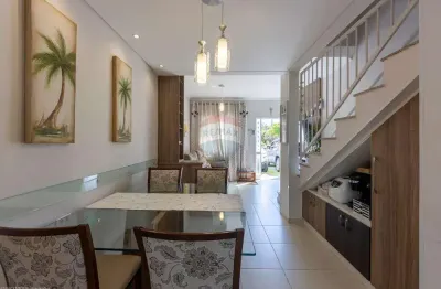 Casa de Condomínio para venda em Vila Maringá de 74.00m² com 2 Quartos e 2 Garagens