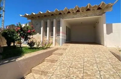 Casa para venda em Rebouças de 242.93m² com 3 Quartos e 3 Suites
