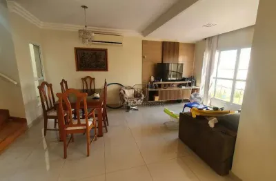 Casa para alugar em Ribeirânia de 270.00m² com 3 Quartos, 3 Suites e 5 Garagens
