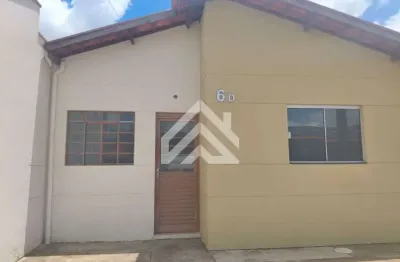 Casa de Condomínio para venda em Jardim Esmeralda de 50.00m² com 2 Quartos e 2 Garagens