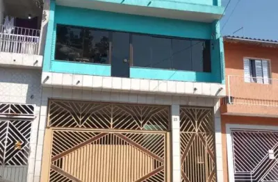 Sobrado para venda em Jardim Tuã de 250.00m² com 4 Quartos, 1 Suite e 2 Garagens