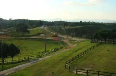 Fazenda / Sítio para venda em Tijucas Do Sul de 3000.00m² com 5 Quartos e 5 Suites
