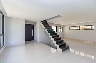 Casa para venda em Guabirotuba de 163.00m² com 3 Quartos, 1 Suite e 2 Garagens