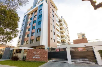Apartamento para venda em Bacacheri de 172.00m² com 3 Quartos, 3 Suites e 1 Garagem