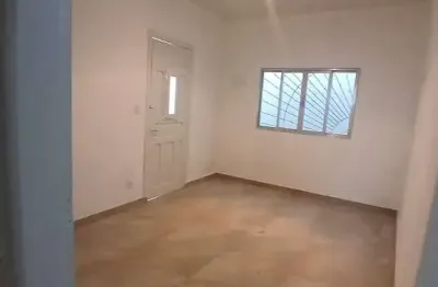 Casa com 2 quartos para alugar na Avenida Paranapanema, 237, Nova Gerty, São Caetano do Sul