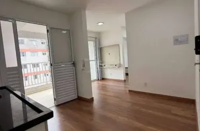 Apartamento para alugar em Picanço de 44.00m² com 2 Quartos e 1 Garagem