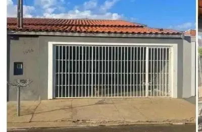 Casa para venda em Parque São Jerônimo de 130.00m² com 2 Quartos e 2 Garagens