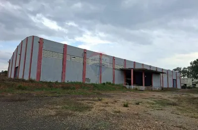 Galpão / Depósito / Armazém para alugar em Jardim Maria Bonati Bordignon de 2950.00m² com 30 Garagens