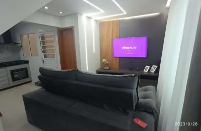 Sobrado para venda em Vila Pierina de 65.00m² com 2 Quartos, 2 Suites e 1 Garagem