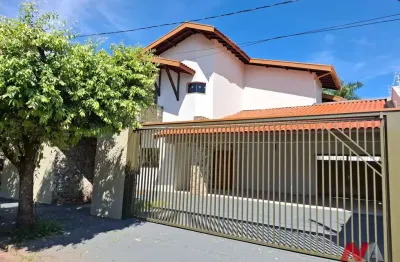 Sobrado para venda em Santos Dumont de 310.00m² com 4 Quartos, 2 Suites e 2 Garagens