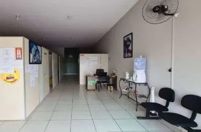 Prédio Comercial para venda em Santa Terezinha de 370.00m² com 1 Quarto, 1 Suite e 1 Garagem