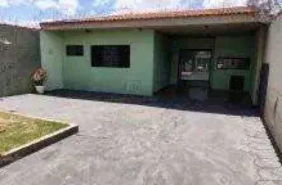Casa para alugar em JARDIM CALIFÓRNIA de 56.64m² com 1 Quarto e 2 Garagens