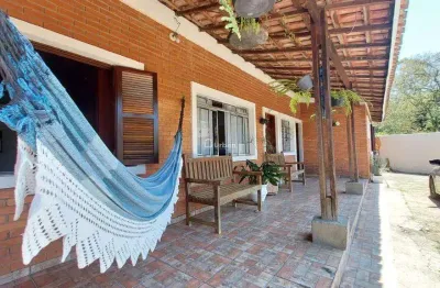 Casa para venda em Chácara Ondas Verdes de 152.00m² com 3 Quartos, 1 Suite e 6 Garagens