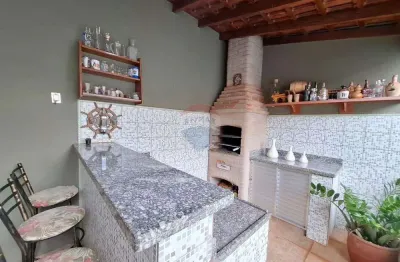 Casa para venda em Nova Ribeirânia de 211.00m² com 3 Quartos, 1 Suite e 3 Garagens