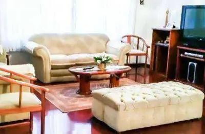 Sobrado para venda em Jardim Das Vertentes de 268.00m² com 4 Quartos, 2 Suites e 5 Garagens