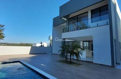 Casa de Condomínio para venda em Granja Viana de 377.00m² com 5 Quartos, 5 Suites e 6 Garagens