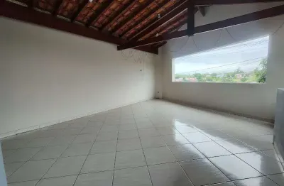 Casa para venda e aluguel em Residencial Santo Antônio de 182.00m² com 3 Quartos, 1 Suite e 2 Garagens