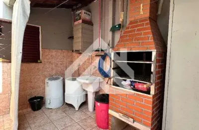 Casa para venda em Parque Residencial Brasília de 120.00m² com 3 Quartos, 1 Suite e 2 Garagens