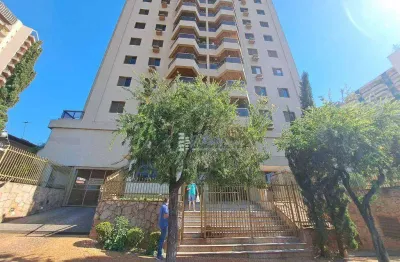 Apartamento para venda em Centro de 93.00m² com 2 Quartos, 1 Suite e 1 Garagem