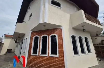 Sobrado para venda em Jardim Ana Maria de 319.00m² com 3 Quartos, 1 Suite e 5 Garagens