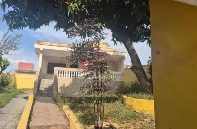 Casa para venda em Jardim Copacabana de 110.00m² com 2 Quartos e 6 Garagens