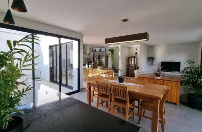 Casa para venda em Recanto Azul de 218.00m² com 3 Quartos, 3 Suites e 2 Garagens