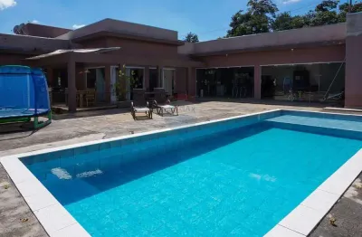 Casa de Condomínio para venda em Colinas De Inhandjara de 480.00m² com 4 Quartos e 4 Suites