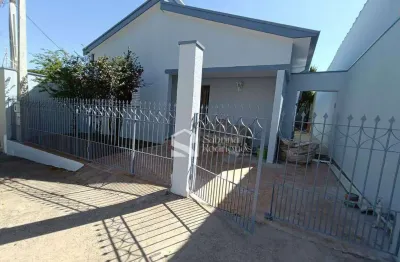 Casa para alugar em Jardim Pau Preto de 101.00m² com 2 Quartos