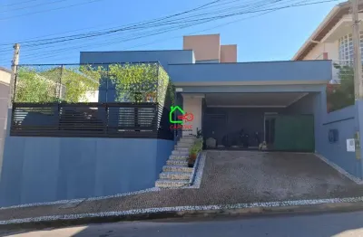 Casa para venda em Parque Das Laranjeiras de 174.00m² com 3 Quartos, 1 Suite e 4 Garagens