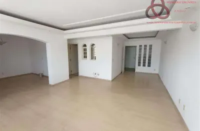 Apartamento para venda em Centro de 174.00m² com 3 Quartos e 1 Garagem