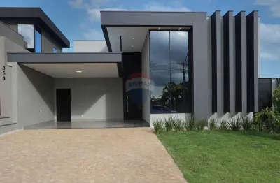Casa de Condomínio para venda em Residencial Alto Do Castelo de 207.00m² com 3 Quartos, 3 Suites e 4 Garagens