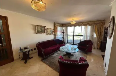 Apartamento para venda em Vila São João de 210.00m² com 3 Quartos, 3 Suites e 4 Garagens