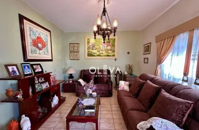 Casa para venda em Jardim Canaã de 242.00m² com 3 Quartos e 2 Garagens