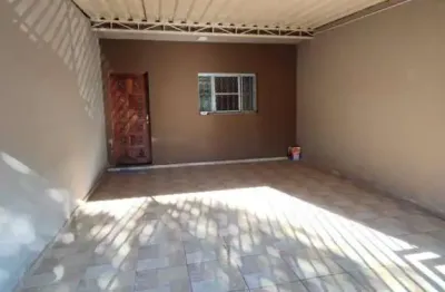 Casa para alugar em Jardim São Domingos de 110.00m² com 3 Quartos, 1 Suite e 2 Garagens