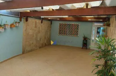 Sobrado para venda em Parada Inglesa de 126.00m² com 3 Quartos, 2 Suites e 4 Garagens