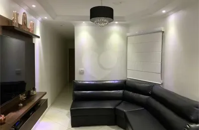 Apartamento para venda em Vila São Pedro de 59.00m² com 3 Quartos, 1 Suite e 2 Garagens