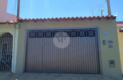 Casa para venda em Jardim Tangará de 137.00m² com 2 Quartos, 1 Suite e 2 Garagens