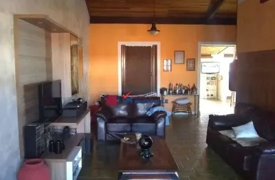 Casa de Condomínio para venda em Taquara de 354.00m² com 4 Quartos, 1 Suite e 2 Garagens