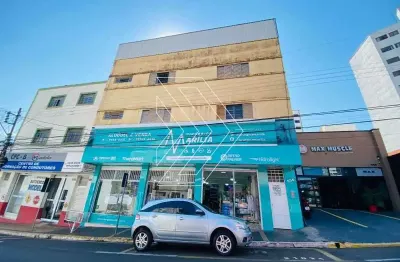 Casa com 8 quartos à venda na Rua Quinze de Novembro, 560, Centro, Marília