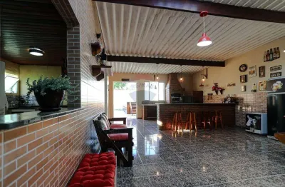 Casa para venda em Vila Lavínia de 252.04m² com 3 Quartos e 7 Garagens