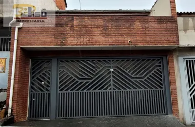 Sobrado para venda em Fazenda Da Juta de 230.00m² com 4 Quartos, 1 Suite e 2 Garagens