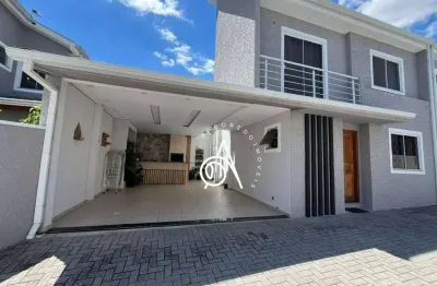 Sobrado para venda em Xaxim de 135.00m² com 3 Quartos, 1 Suite e 3 Garagens