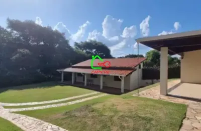 Casa para venda em Santa Cândida de 1070.00m² com 4 Quartos, 2 Suites e 10 Garagens