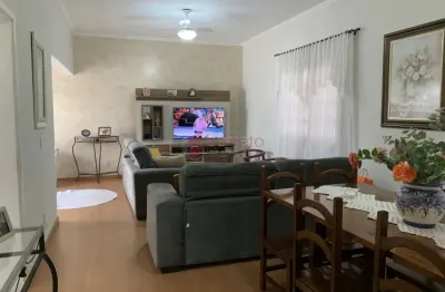 Casa para venda em Residencial Santo Antônio de 168.00m² com 3 Quartos, 1 Suite e 3 Garagens