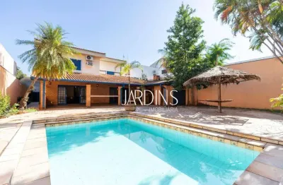 Casa para venda em Alto Da Boa Vista de 477.00m² com 4 Quartos, 2 Suites e 4 Garagens