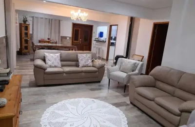 Fazenda / Sítio para venda em Zanzala de 178.00m² com 4 Quartos e 1 Suite