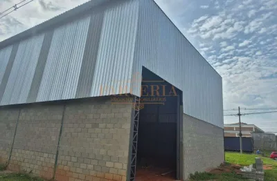 Galpão / Depósito / Armazém para alugar em Jardim Do Prado de 30.00m²
