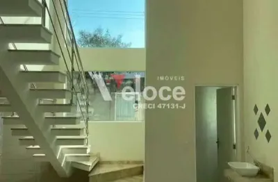 Casa para venda em Villa Branca de 295.00m² com 3 Quartos e 2 Suites