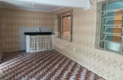 Casa com 1 quarto à venda na Rua Trento, Utinga, Santo André